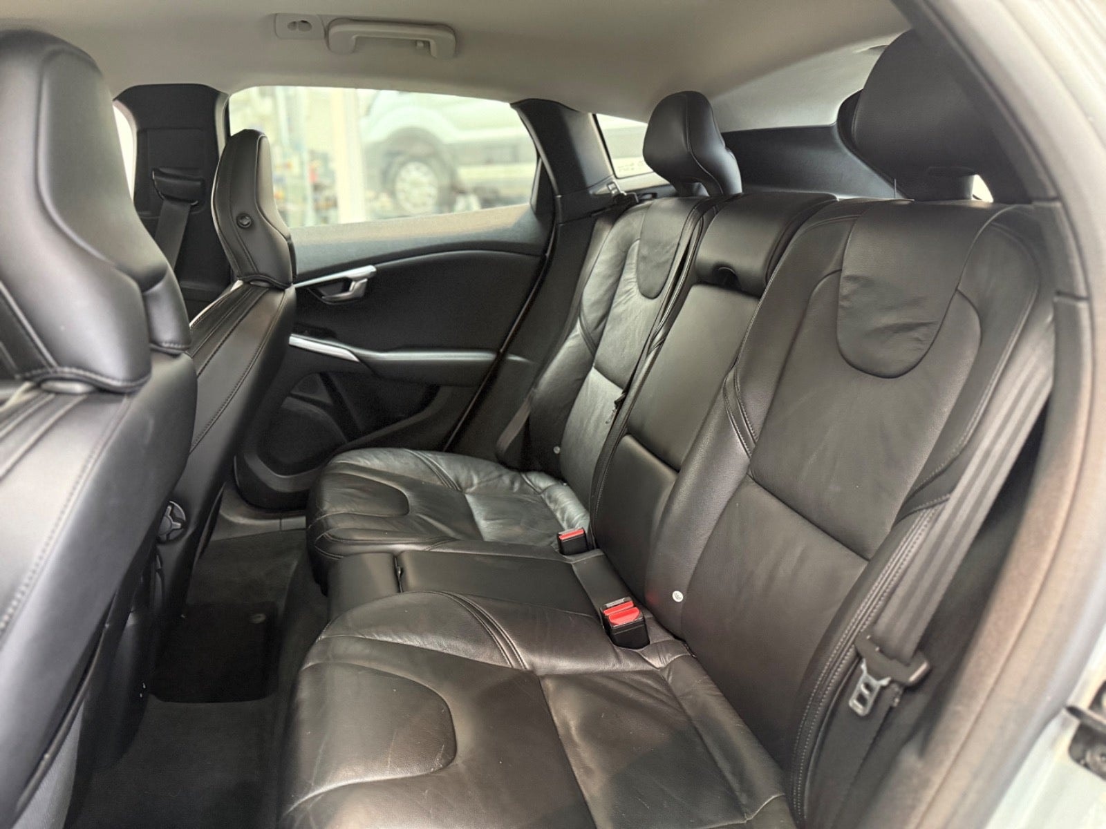 Volvo V40 D4 Geartronic, 6-trins, 177ps, 2013