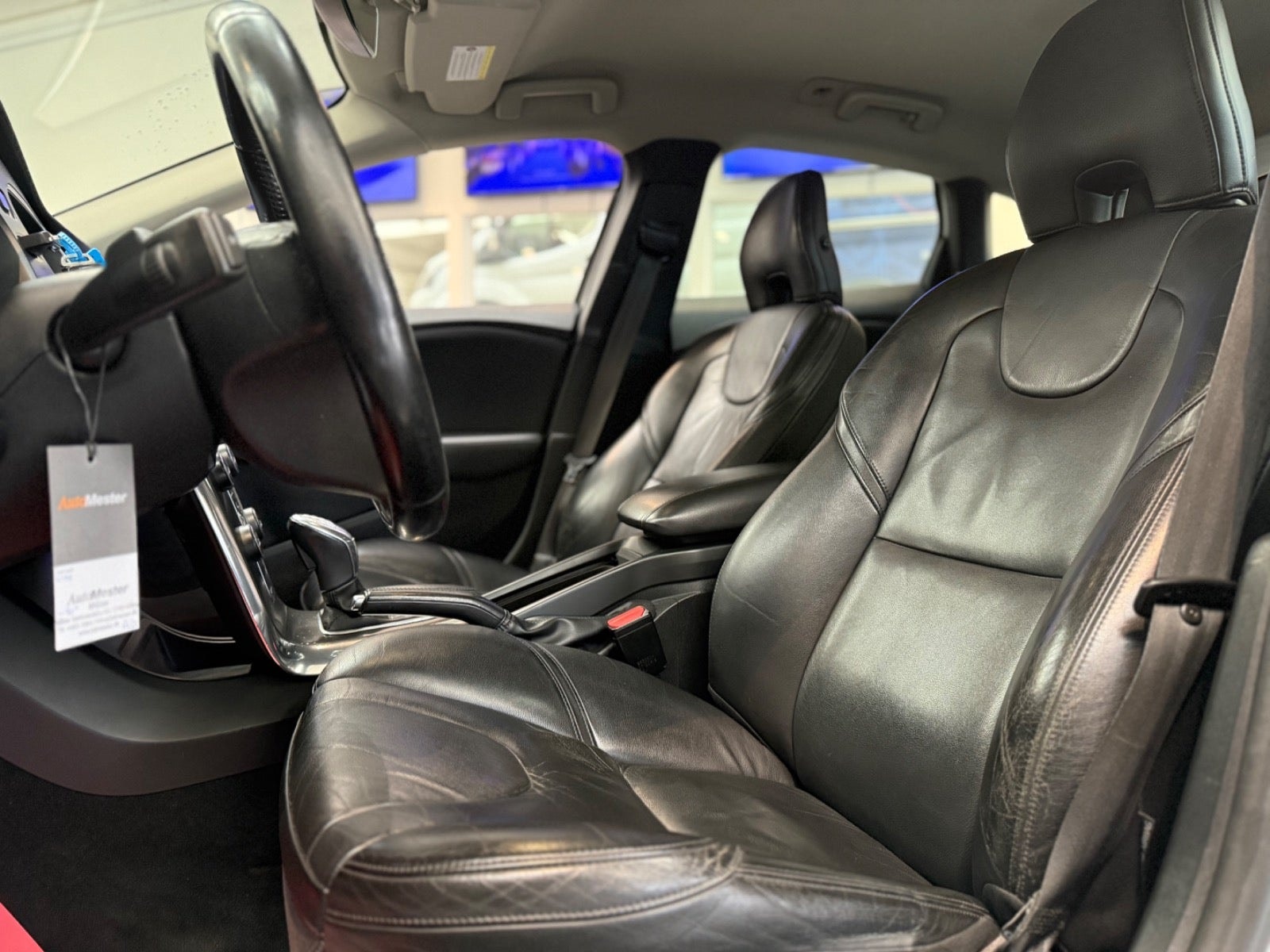 Volvo V40 D4 Geartronic, 6-trins, 177ps, 2013