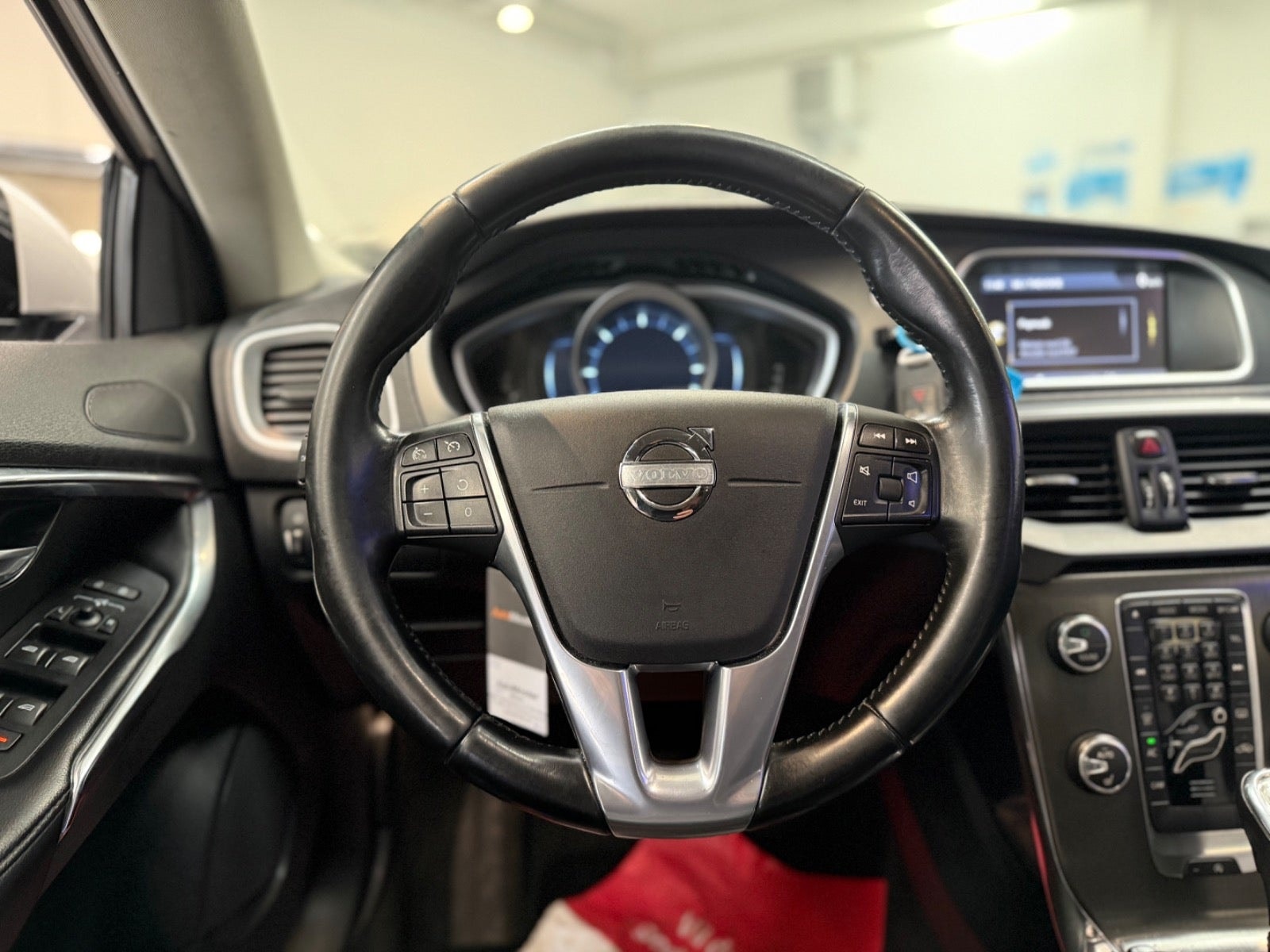 Volvo V40 D4 Geartronic, 6-trins, 177ps, 2013