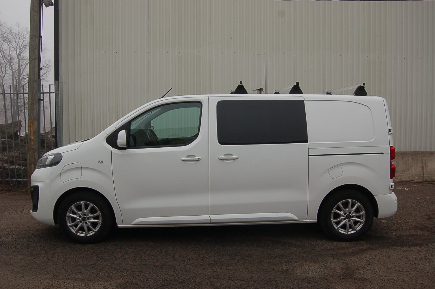 Opel Vivaro-e Panel Van, 136ps, 2021