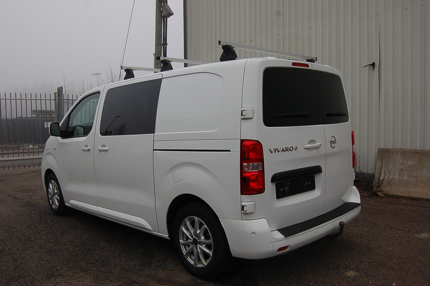 Opel Vivaro-e Panel Van, 136ps, 2021