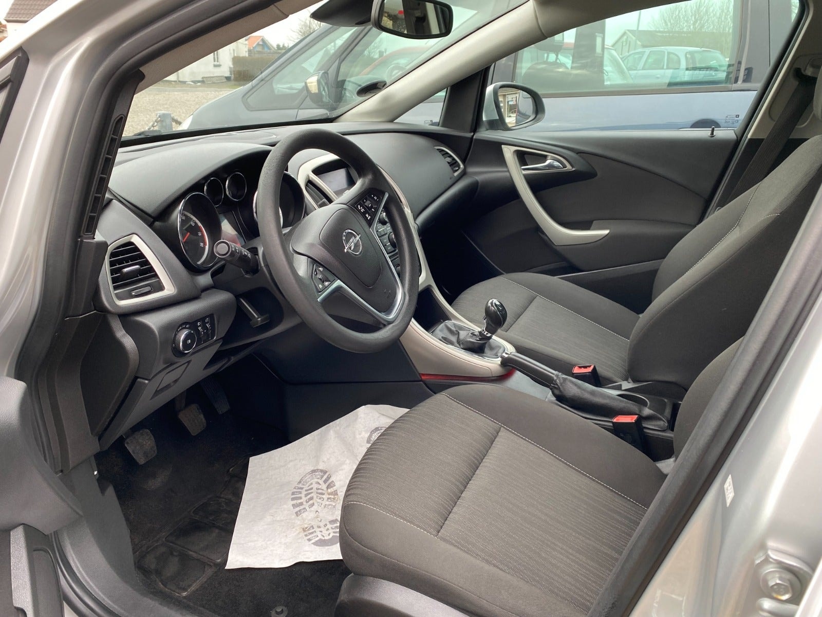 Opel Astra 1.4 Turbo Manual, 6-trins, 140ps, 2011