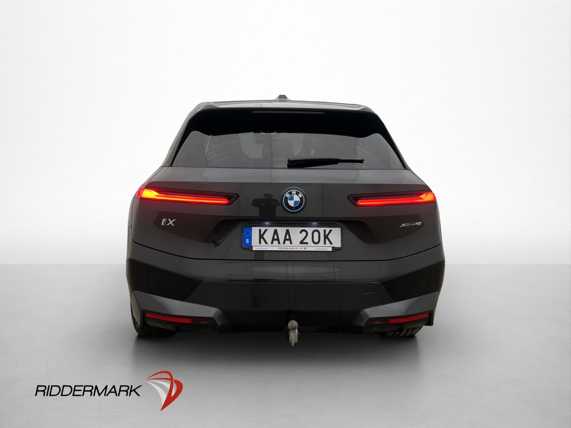 BMW iX xDrive40, 326hp, 2022
