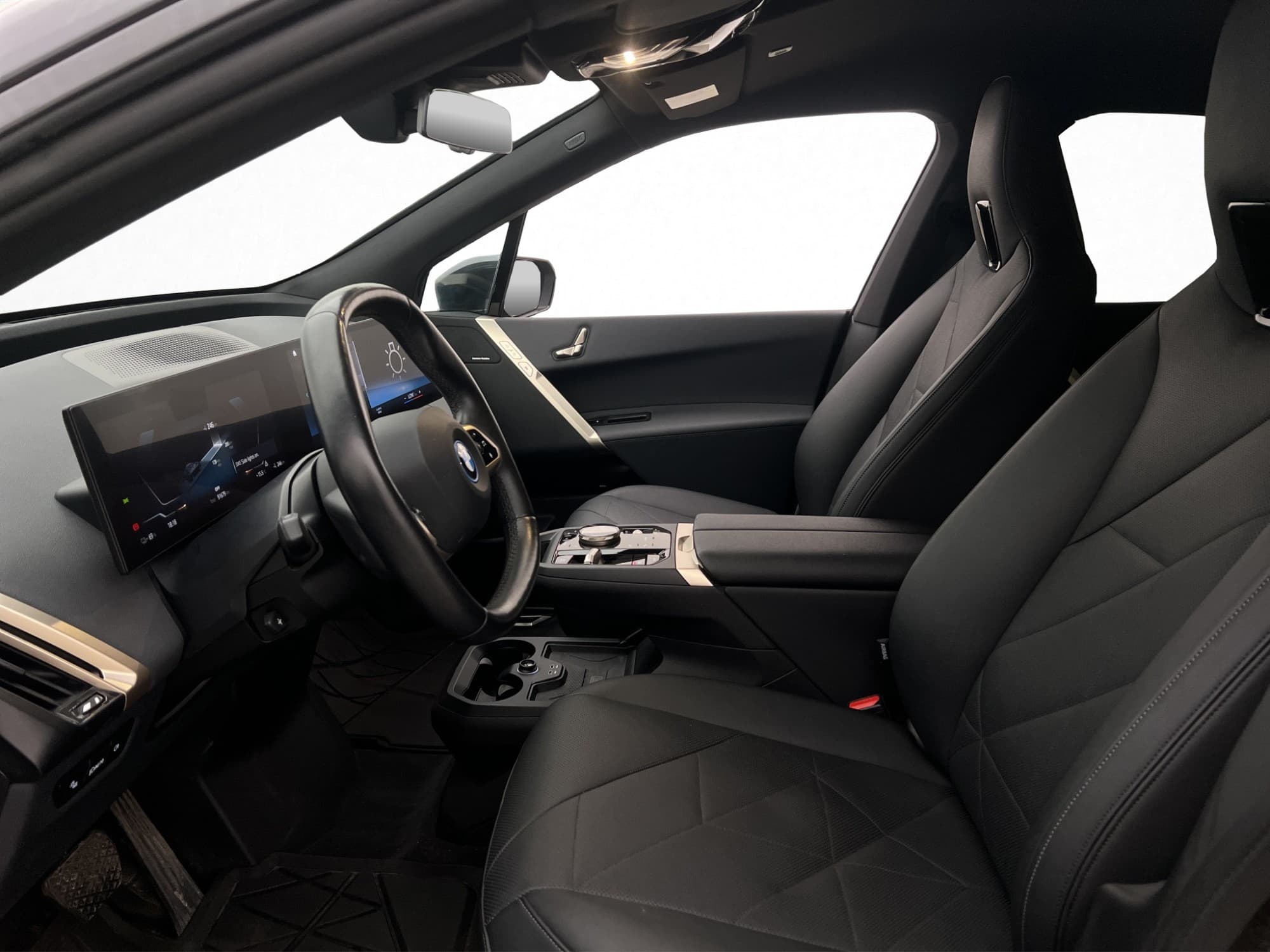 BMW iX xDrive40, 326hp, 2022