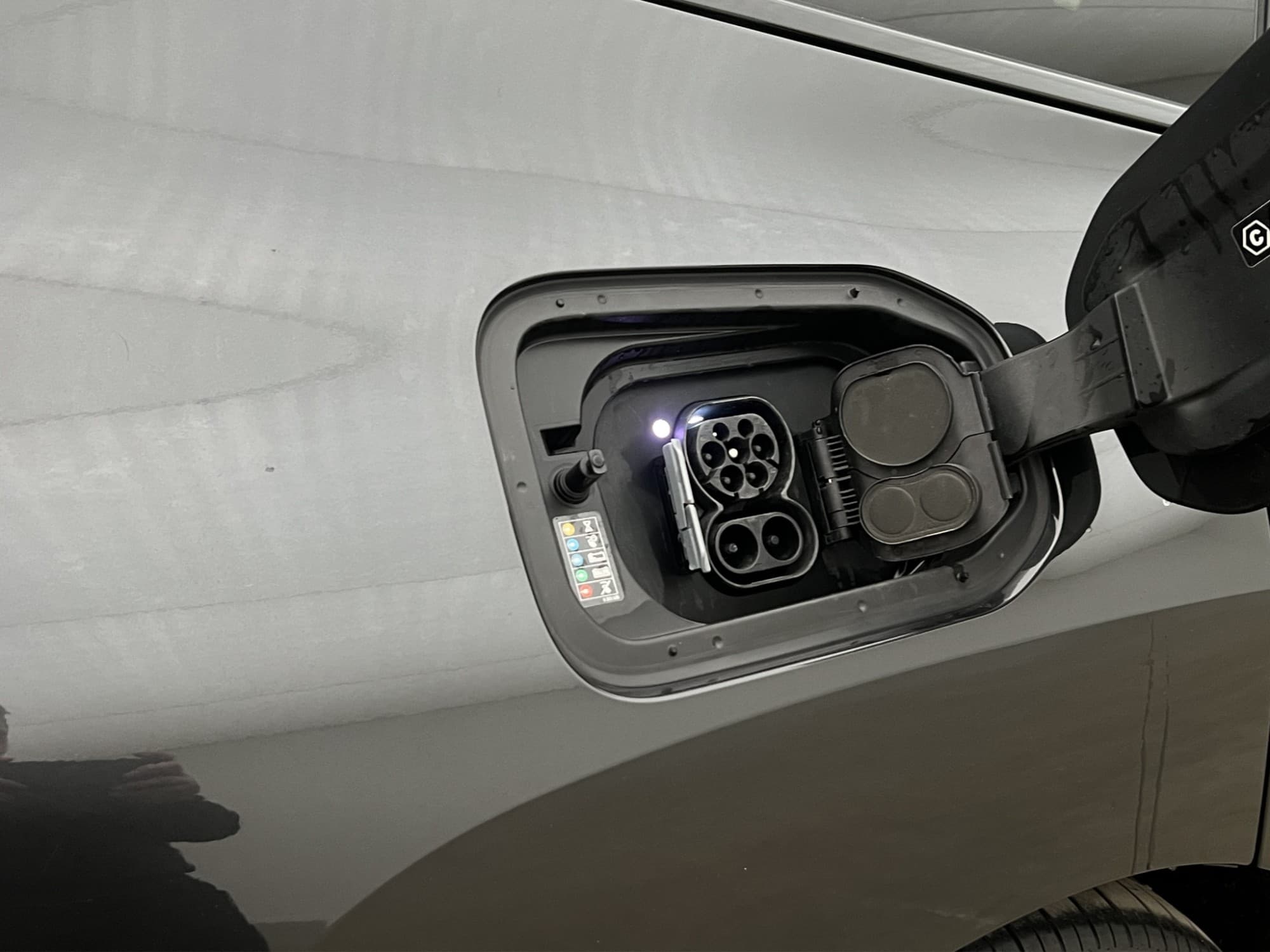 BMW iX xDrive40, 326hp, 2022