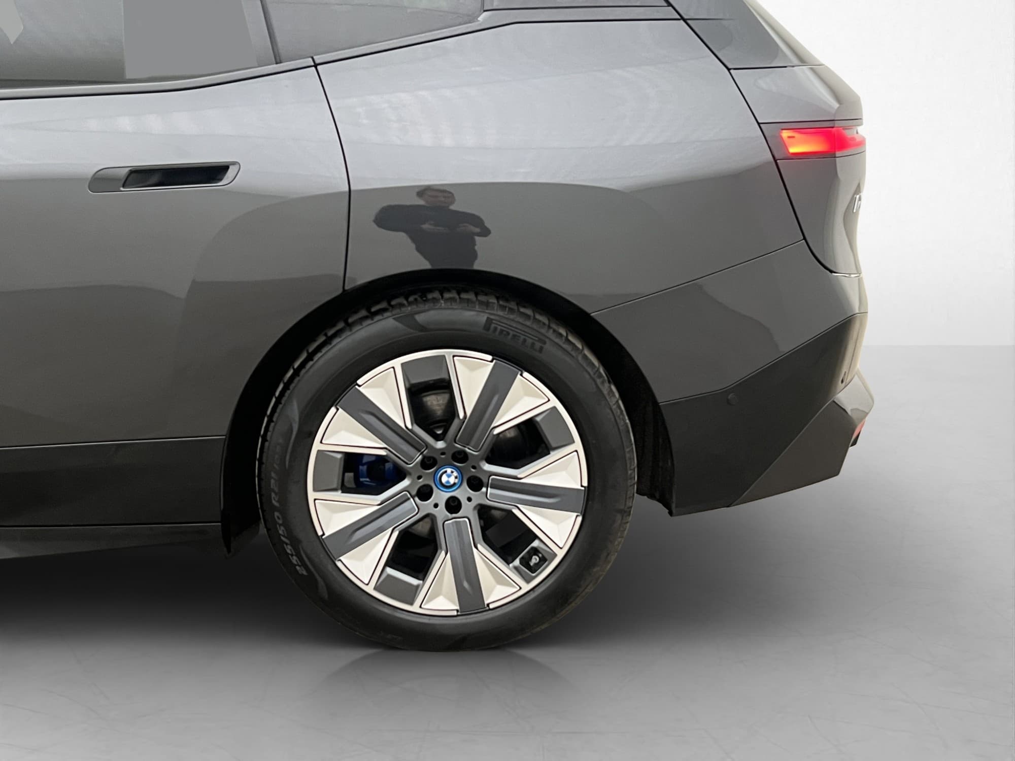 BMW iX xDrive40, 326hp, 2022