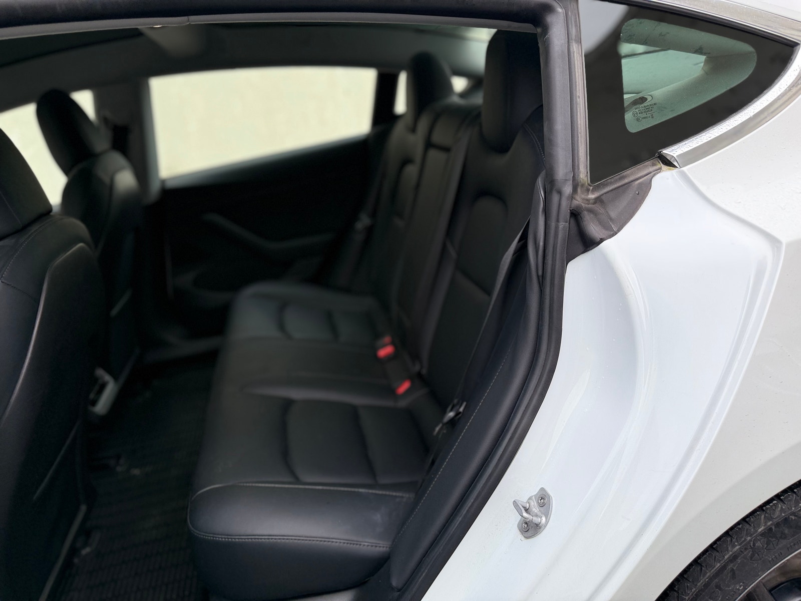 Tesla Model 3 Standard Range Plus, 283hp, 2020