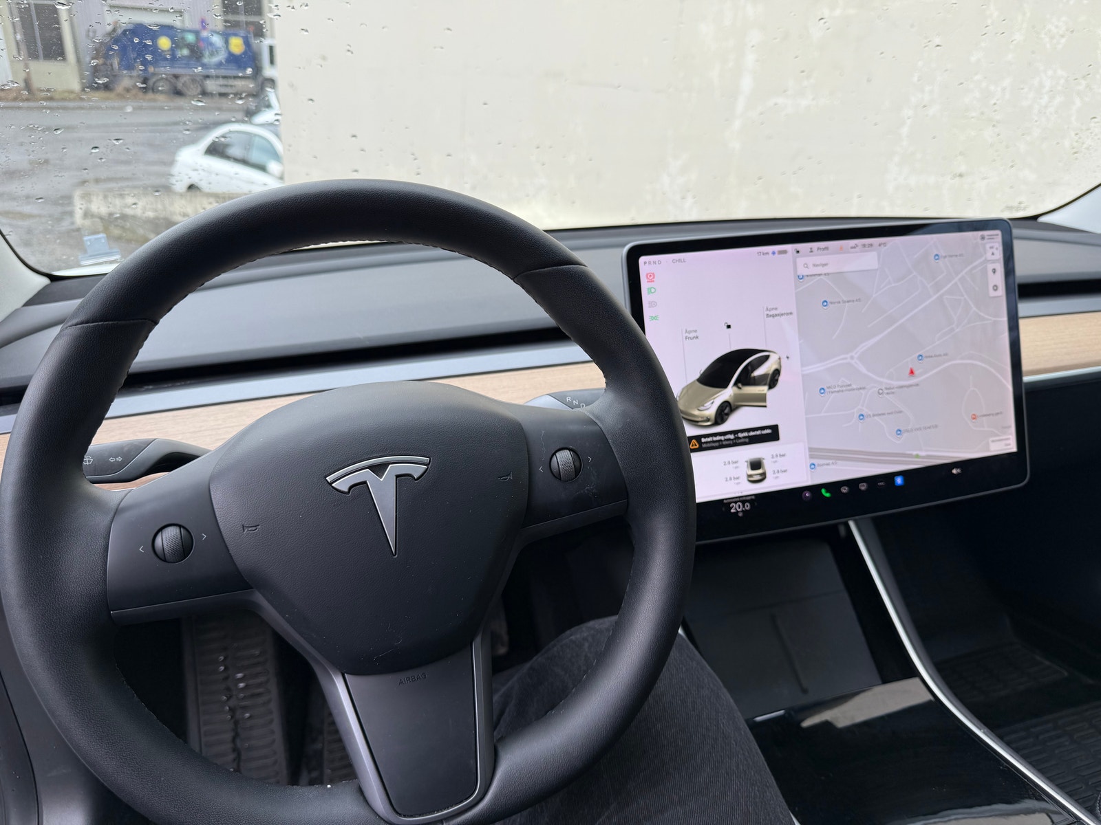 Tesla Model 3 Standard Range Plus, 283hp, 2020