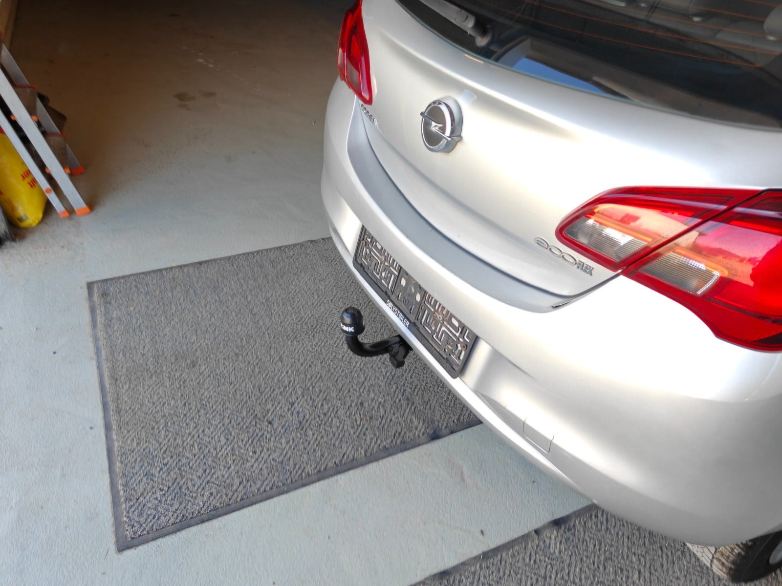 Opel Astra 1.6  Manual, 115hp, 2011