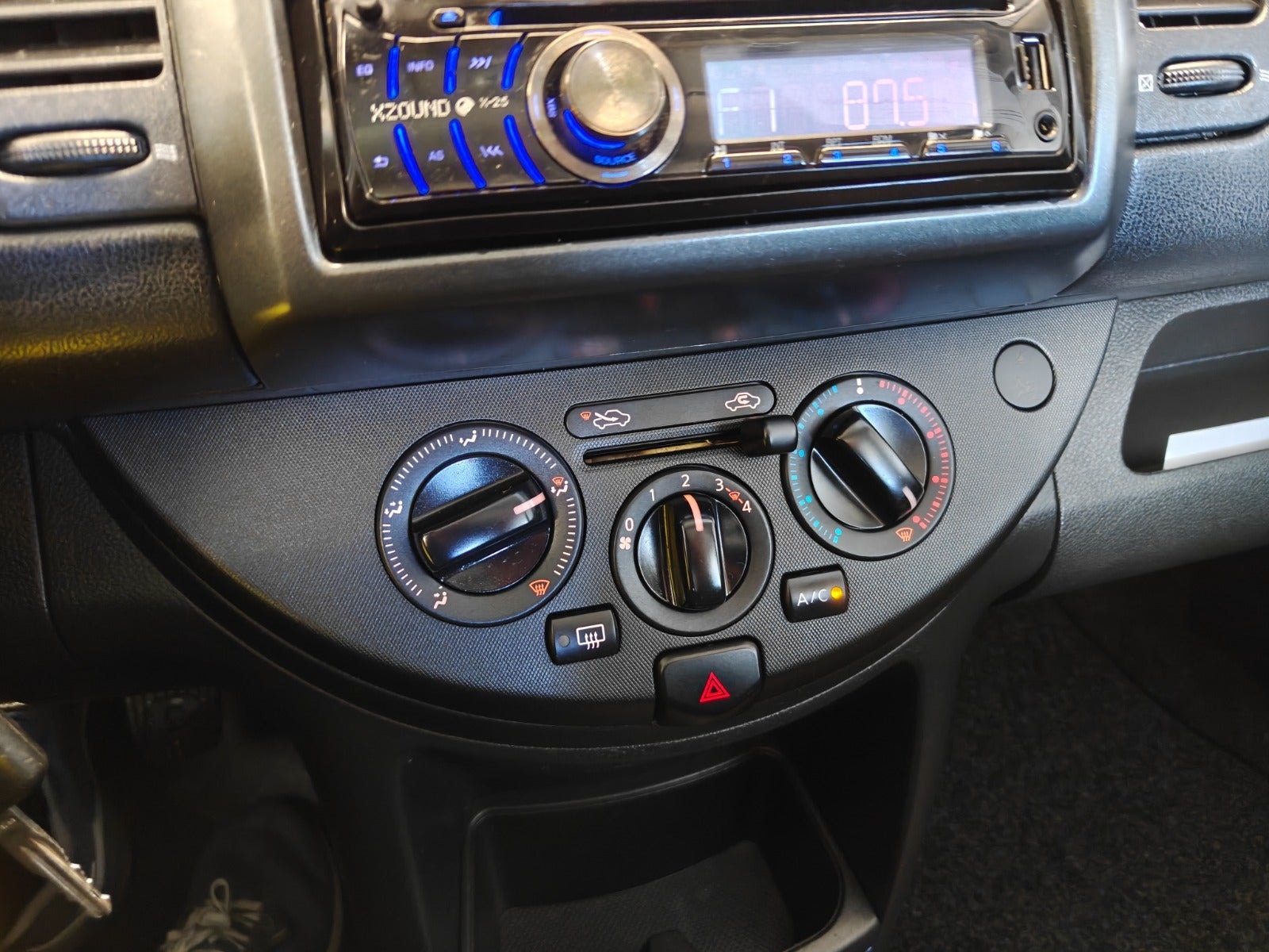 Nissan Note 1.6 Automatic, 110hp, 2007