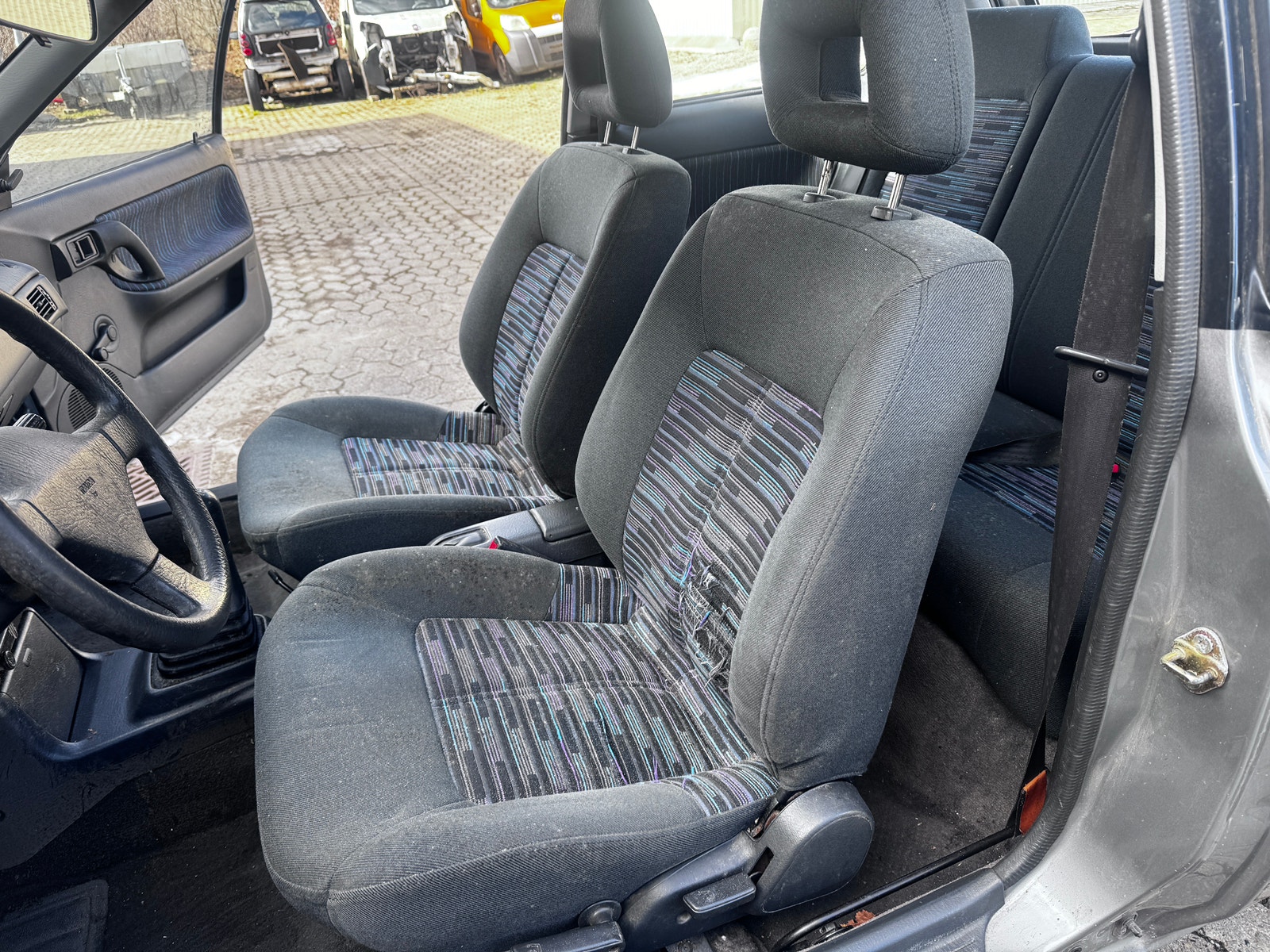 Mazda 323 S 1.3 Manual, 5-trins, 73ps, 1994