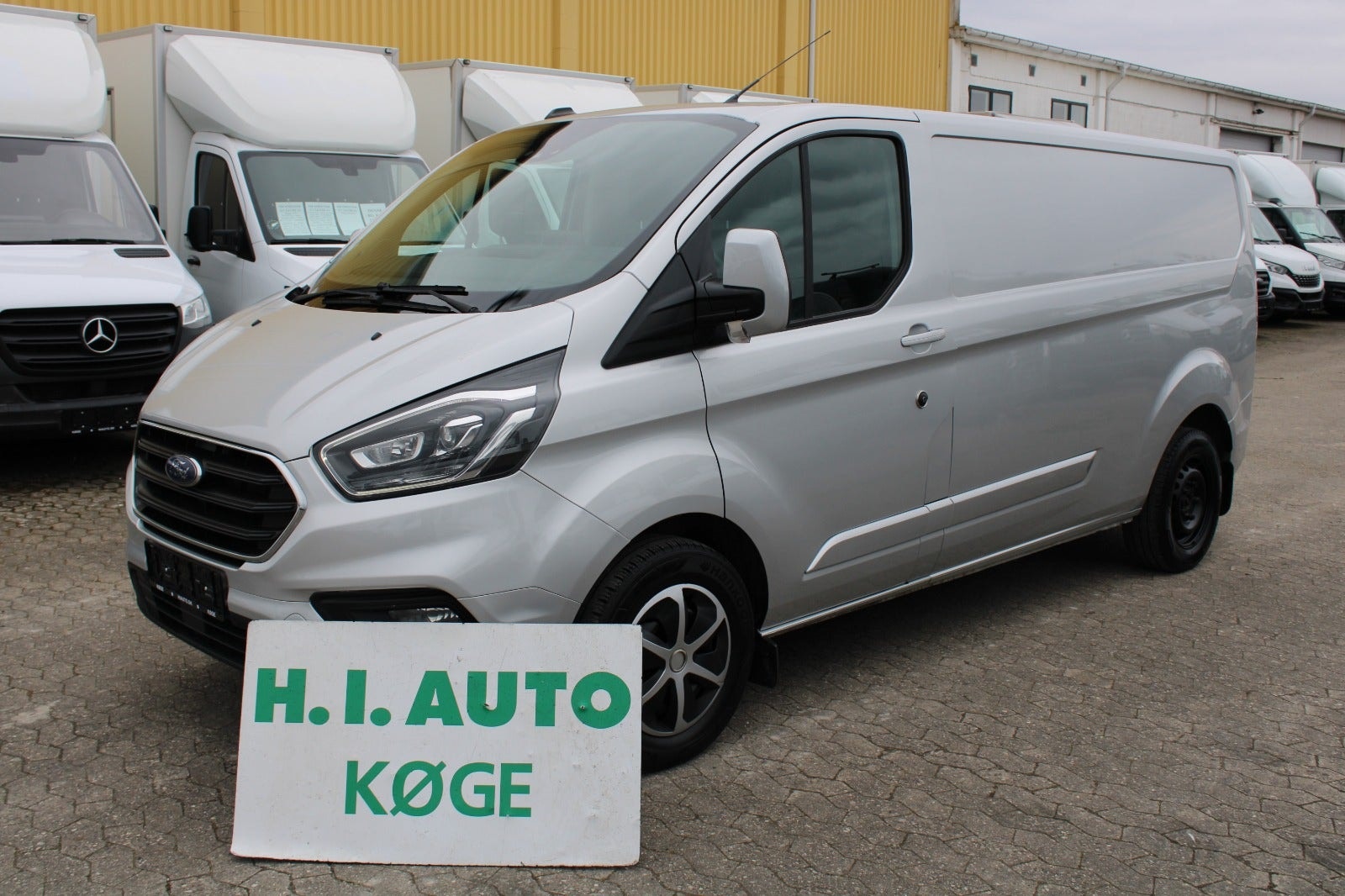 Ford Transit Custom 300 2.0 EcoBlue SelectShift, 6-trins, 170ps, 2021