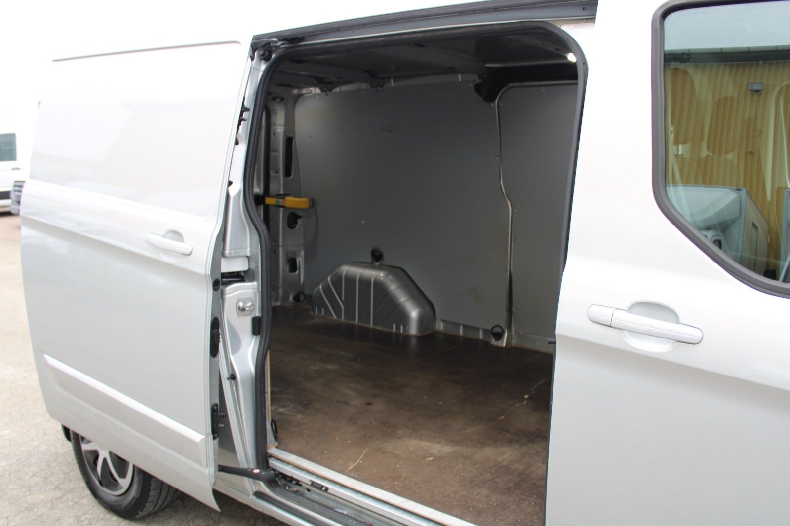 Ford Transit Custom 300 2.0 EcoBlue SelectShift, 6-trins, 170ps, 2021