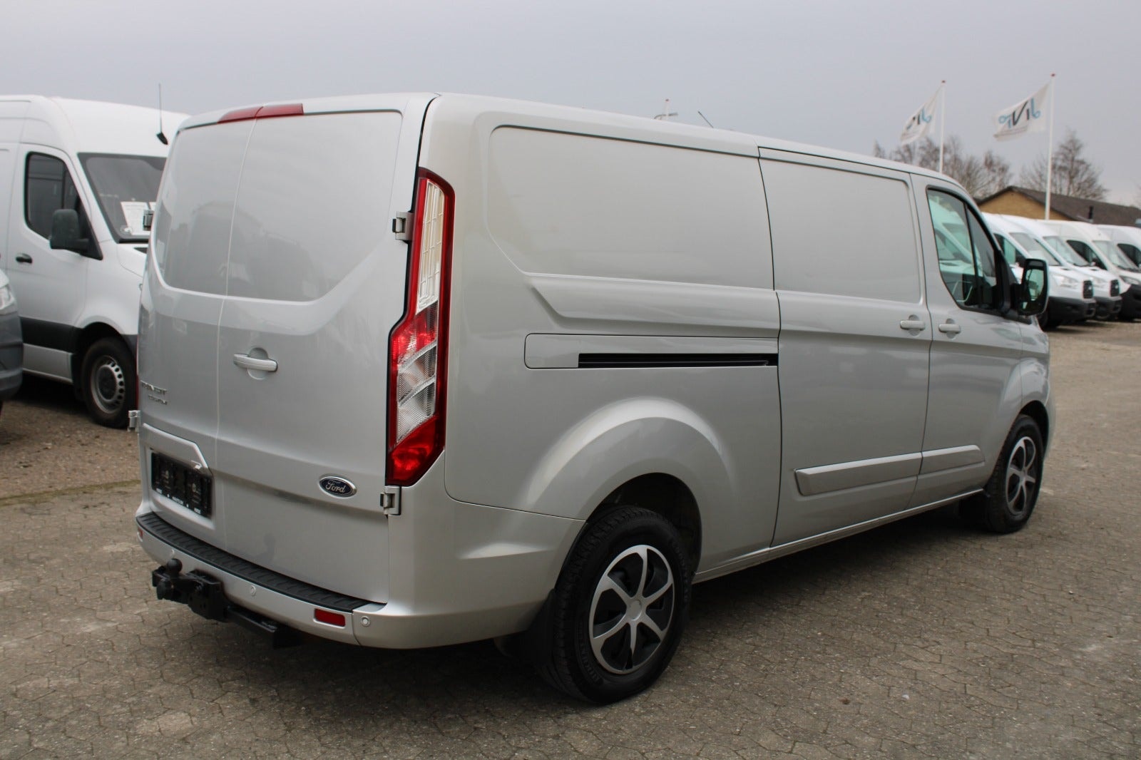 Ford Transit Custom 300 2.0 EcoBlue SelectShift, 6-trins, 170ps, 2021