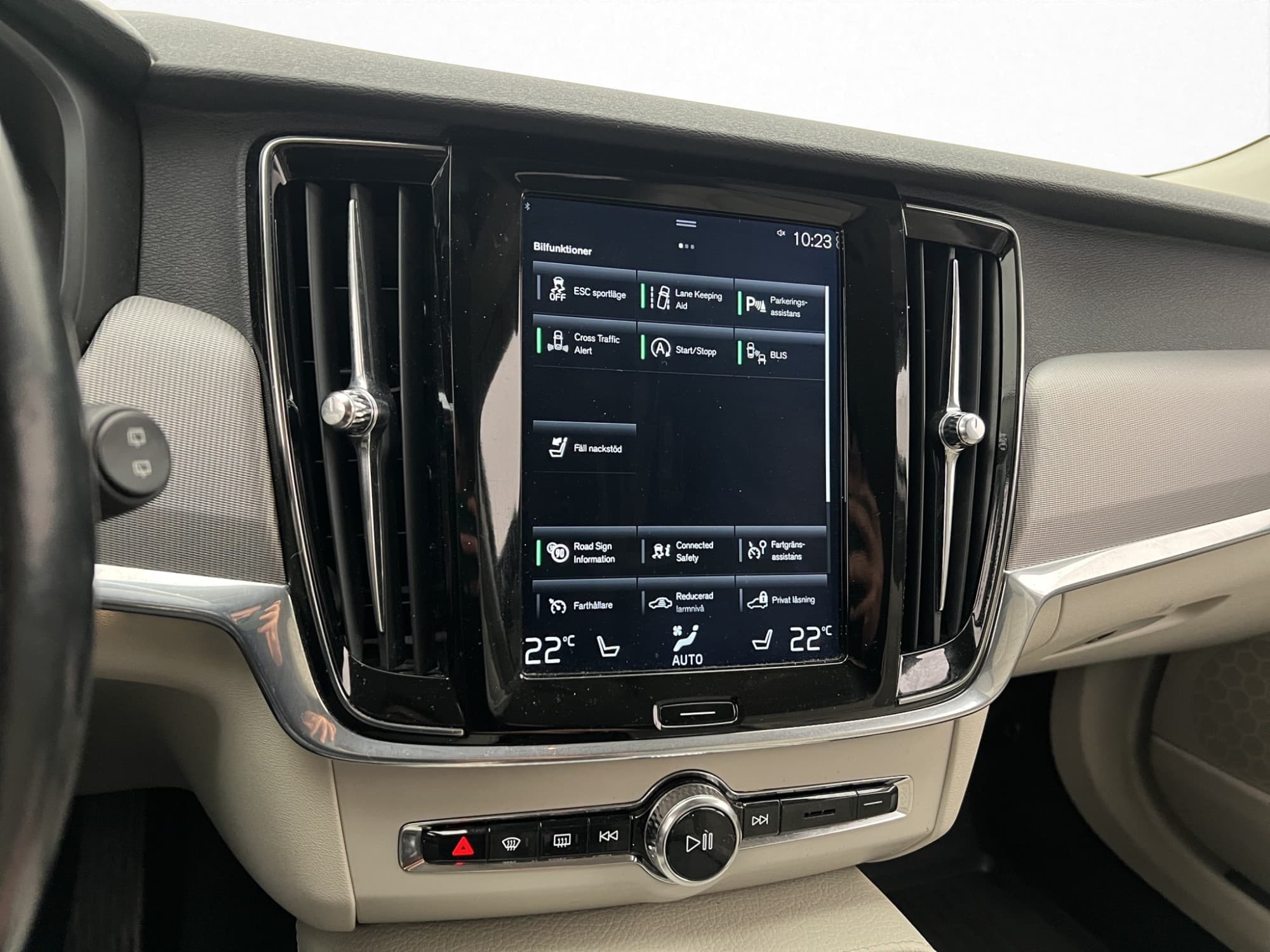 Volvo V90 D3 AWD Geartronic, 8-trinn, 150hk, 2018