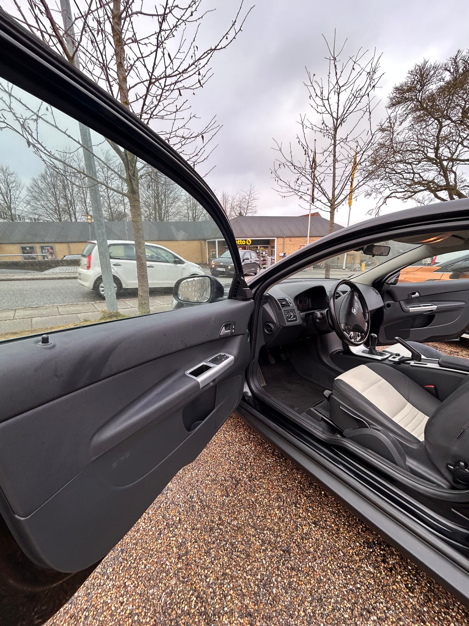 Volvo C30 1.6 Manual, 101hp, 2011