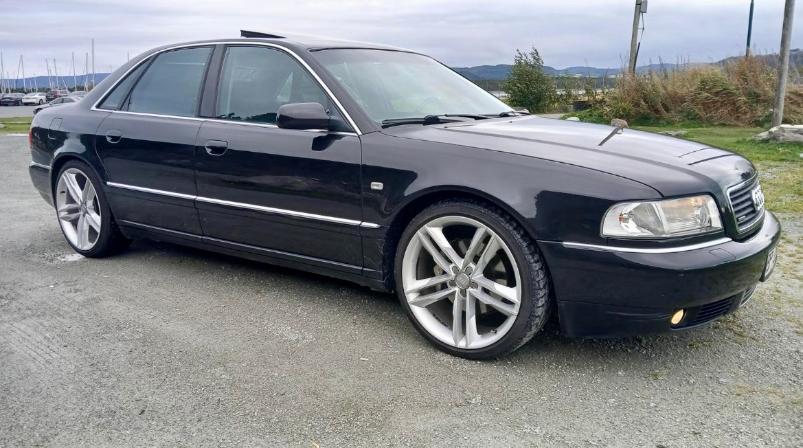 Audi A8 2.5 TDI V6 quattro Automatisk, 180hk, 2003