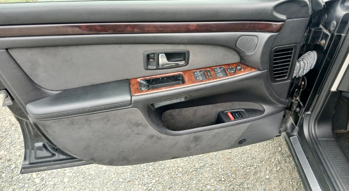Audi A8 2.5 TDI V6 quattro Automatisk, 180hk, 2003