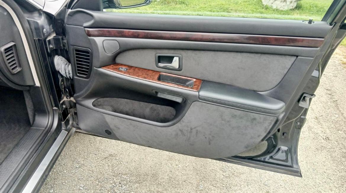 Audi A8 2.5 TDI V6 quattro Automatisk, 180hk, 2003