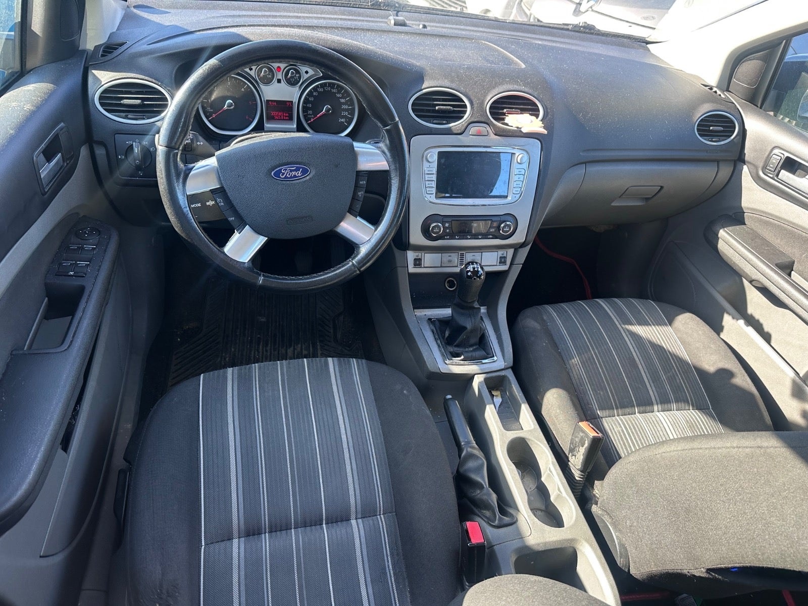 Ford Focus Combi 1.6 TDCi Manual, 5-trins, 90ps, 2011