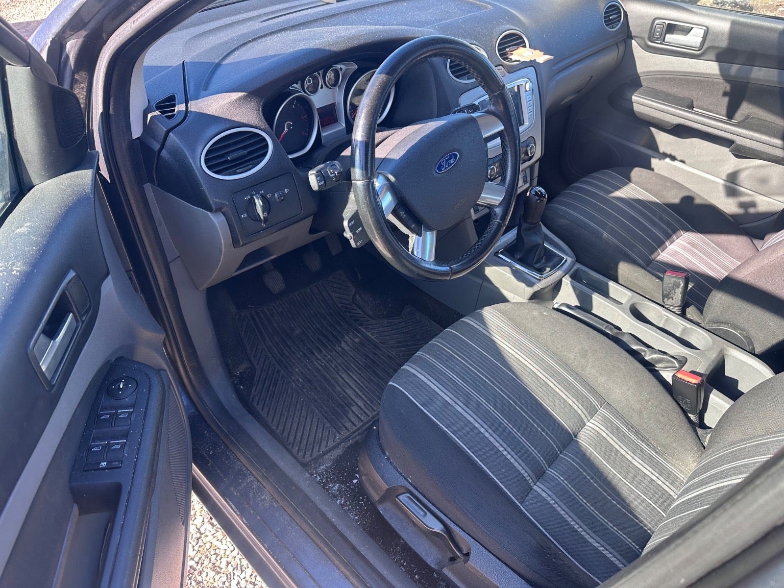 Ford Focus Combi 1.6 TDCi Manual, 5-trins, 90ps, 2011