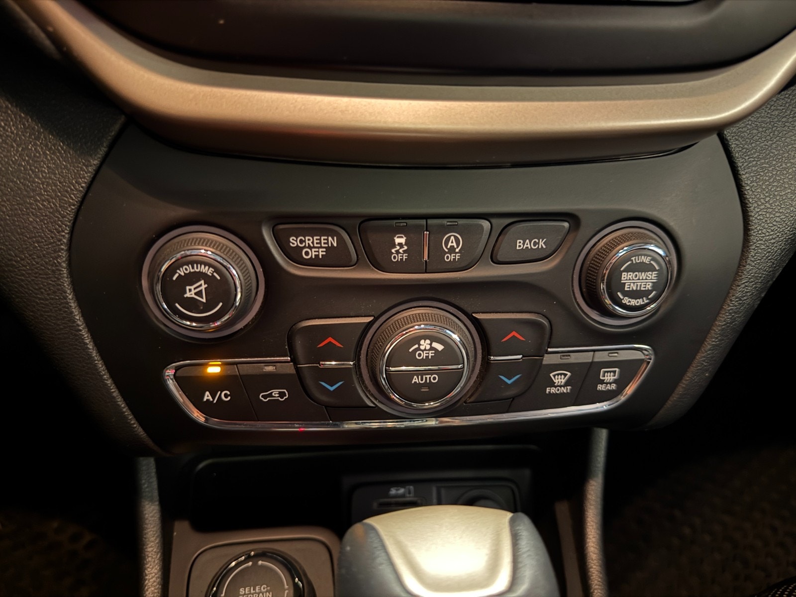 Jeep Cherokee 2.0 CRD 4WD Automatisk, 9-trinn, 170hk, 2015