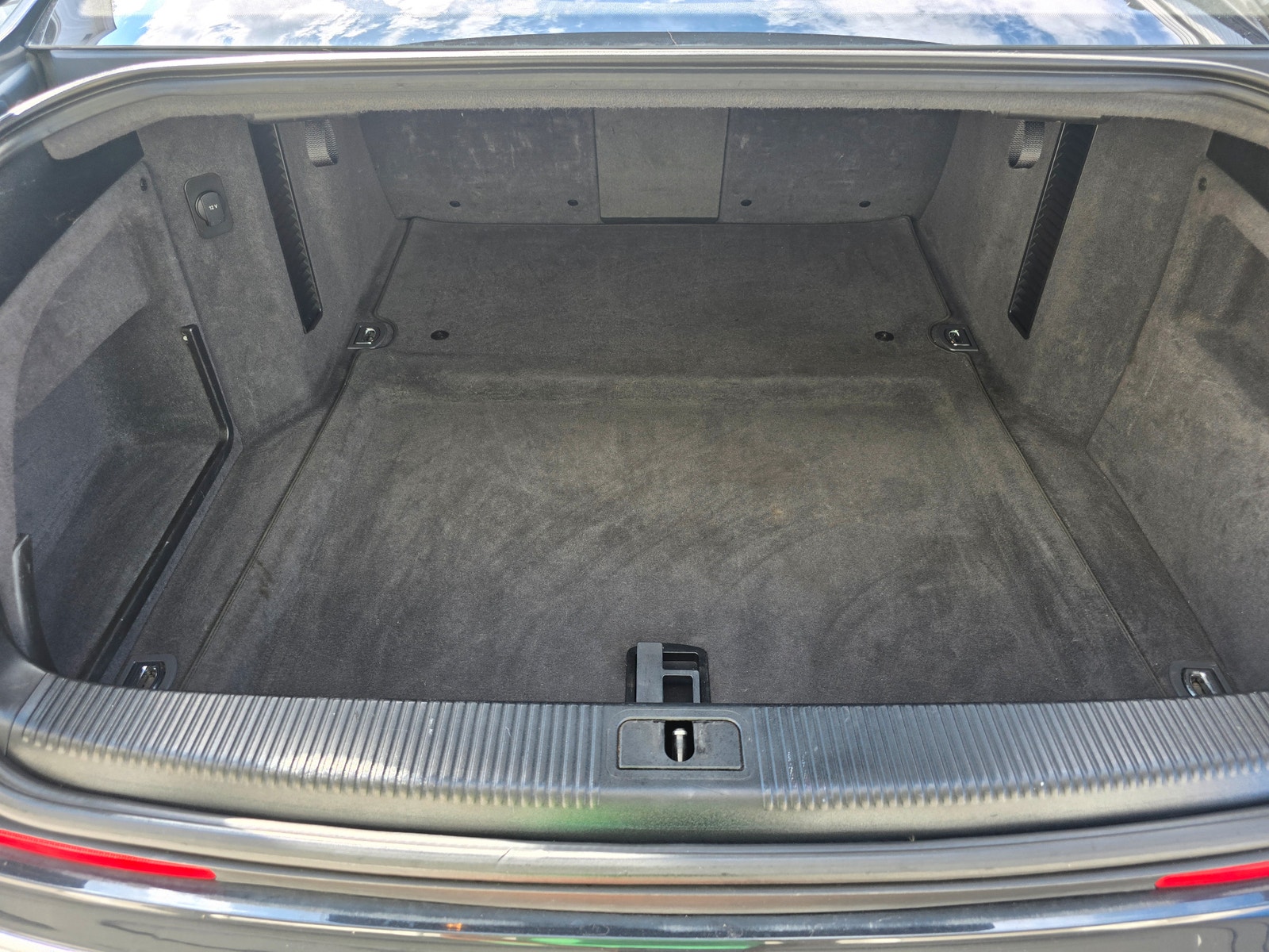 Audi A8 6.0 W12 quattro TipTronic, 450hk, 2005