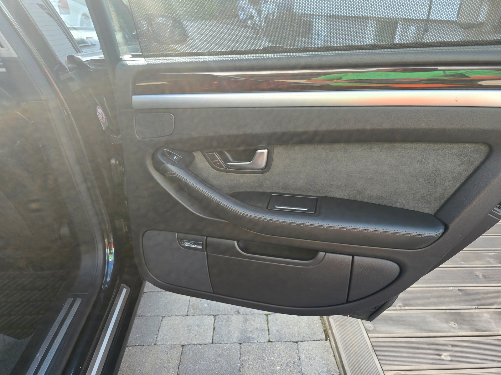 Audi A8 6.0 W12 quattro TipTronic, 450hk, 2005