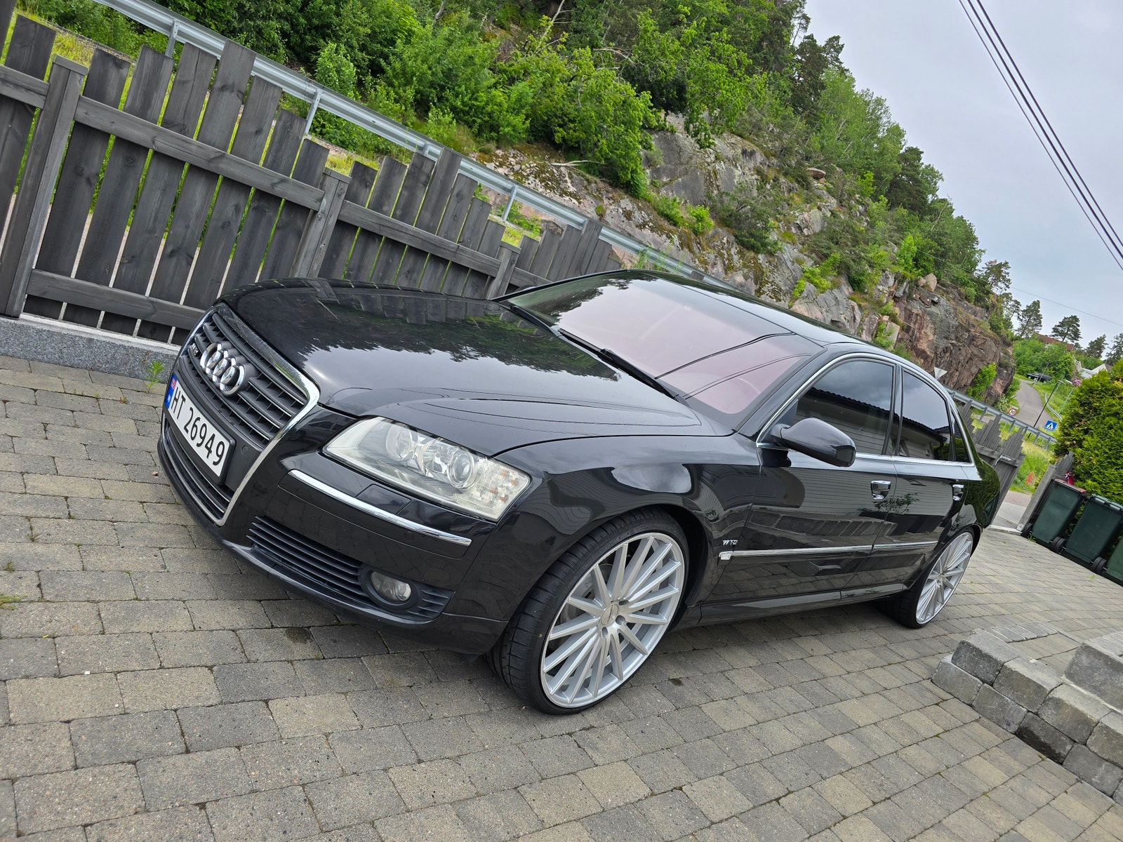 Audi A8 6.0 W12 quattro TipTronic, 450hk, 2005
