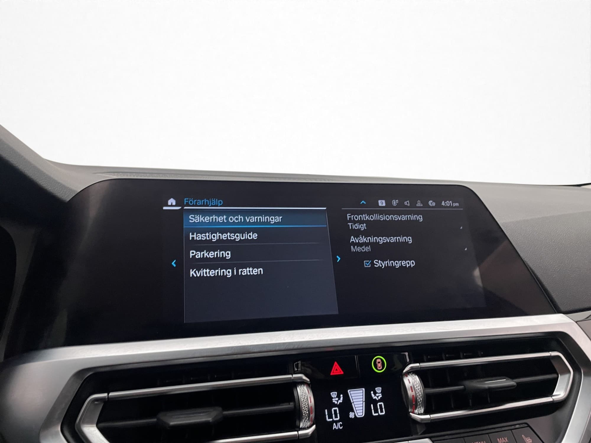 BMW 330e Touring Steptronic, 8-trins, 292ps, 2022