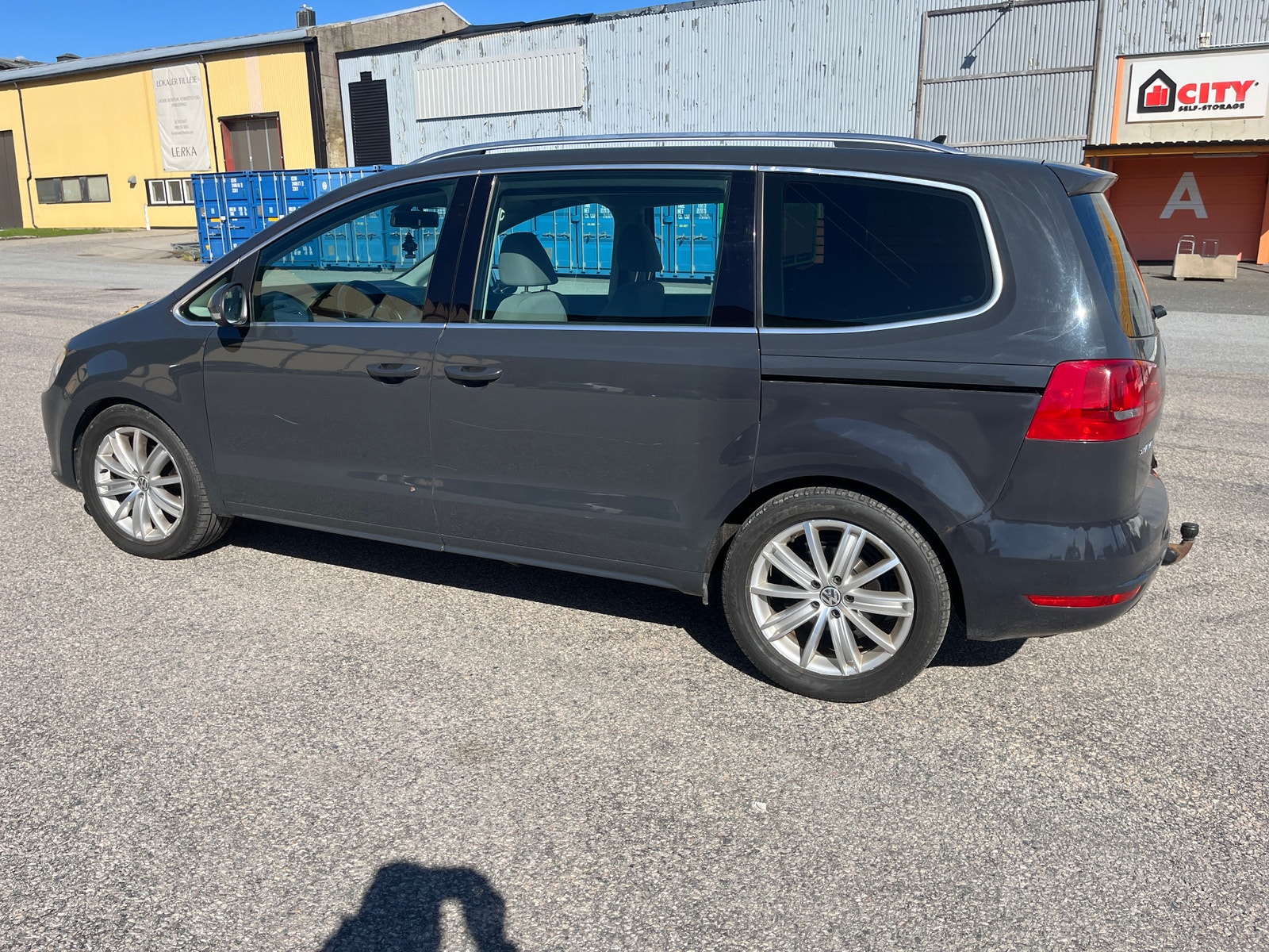 Volkswagen Sharan 7-seater 2.0 TDI DPF BMT DSG Sequential, 140hp, 2011