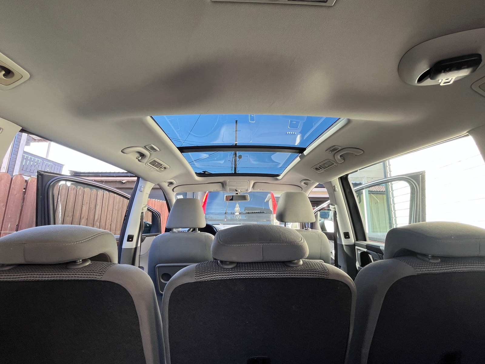 Volkswagen Sharan 7-seater 2.0 TDI DPF BMT DSG Sequential, 140hp, 2011