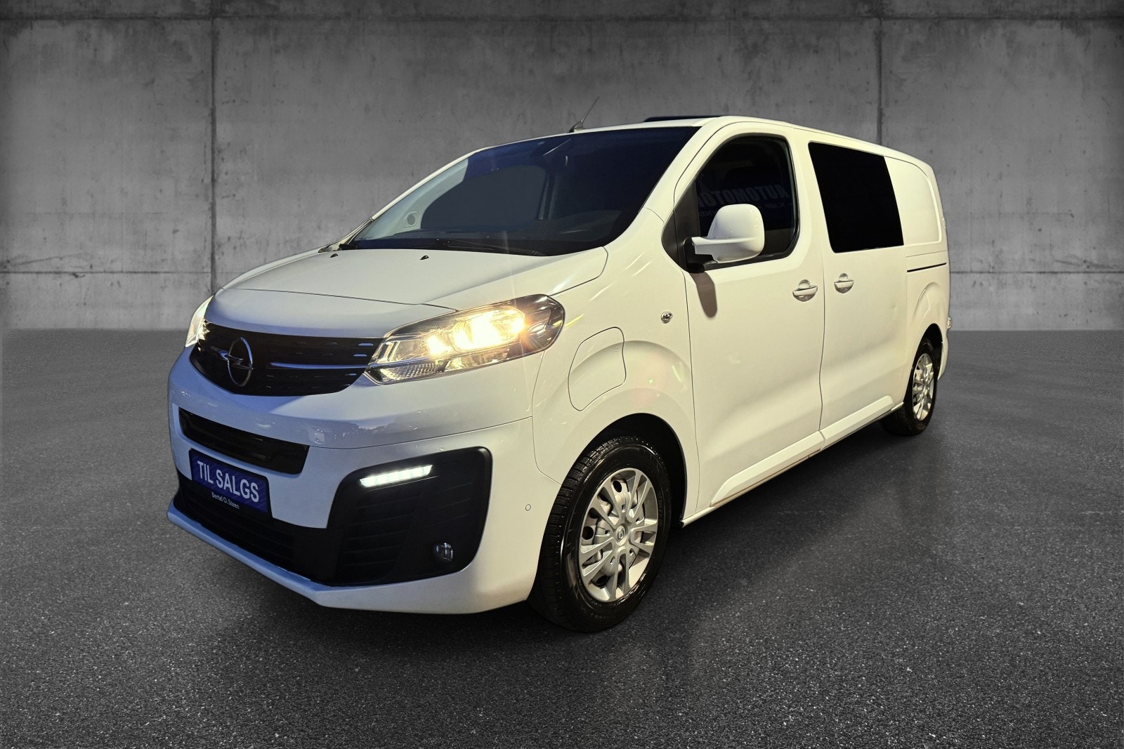 Opel Vivaro-e Panel Van, 136ps, 2021
