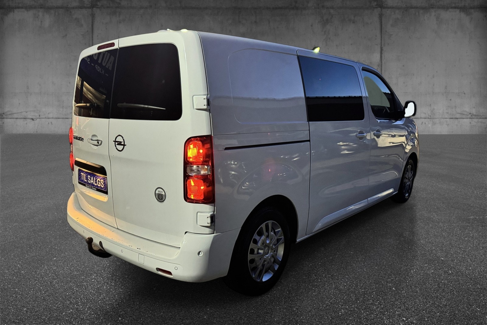Opel Vivaro-e Panel Van, 136ps, 2021