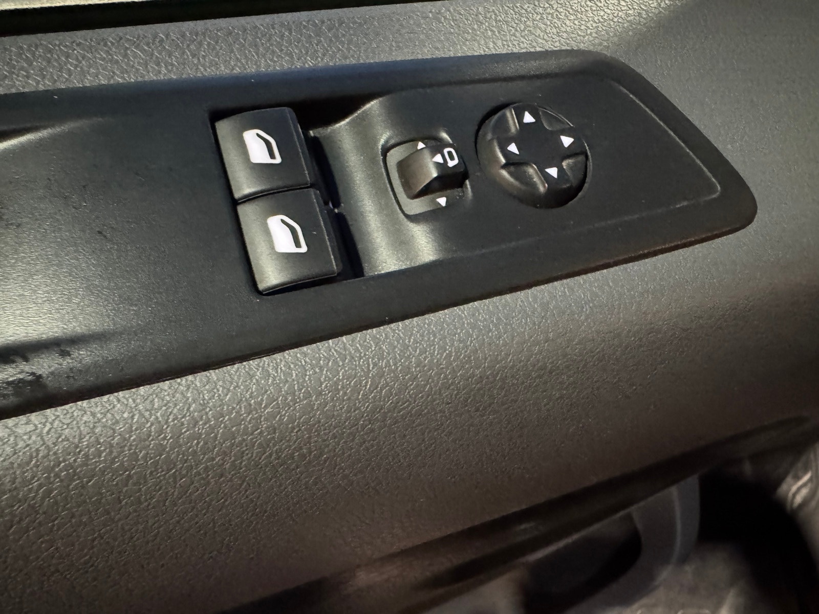 Opel Vivaro-e Panel Van, 136ps, 2021