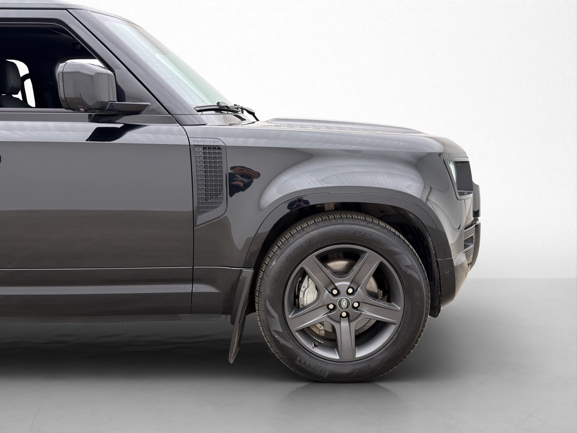 Land Rover Defender P400e PHEV Automatic, 400hp, 2023