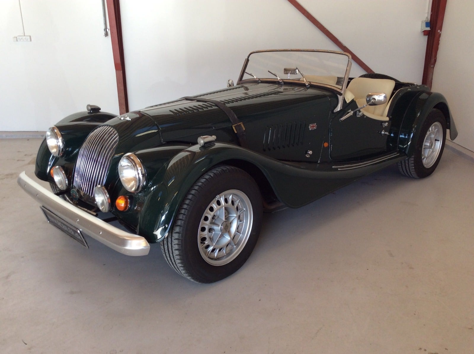 Morgan Plus 8 3.5 V8 Manuell, 4-trinn, 145hk, 1975