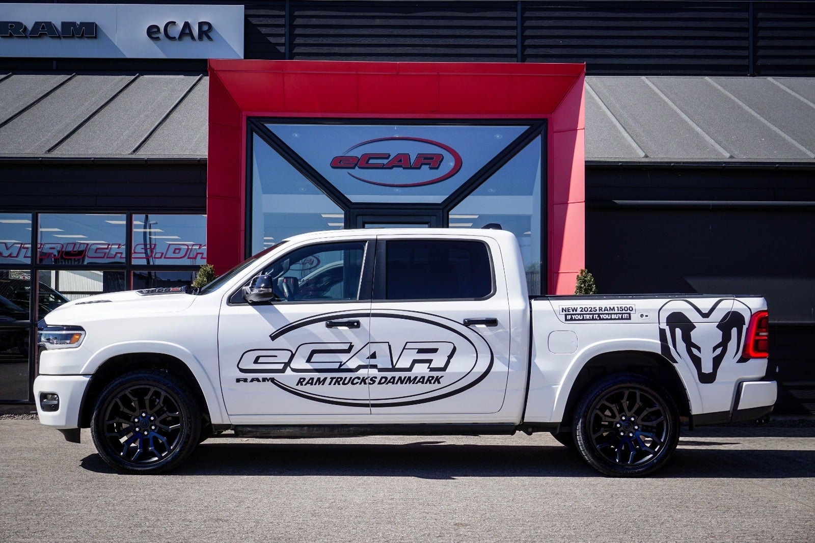 RAM 1500 Crew Cab TorqueFlite, 548hp, 2025