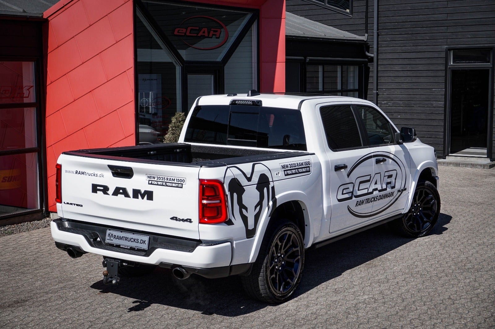 RAM 1500 Crew Cab TorqueFlite, 548hp, 2025