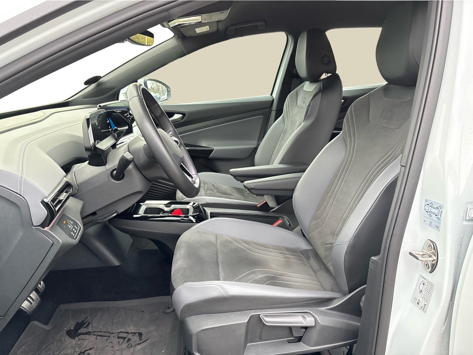 Volkswagen ID.4 Pro Performance, 204ps, 2023