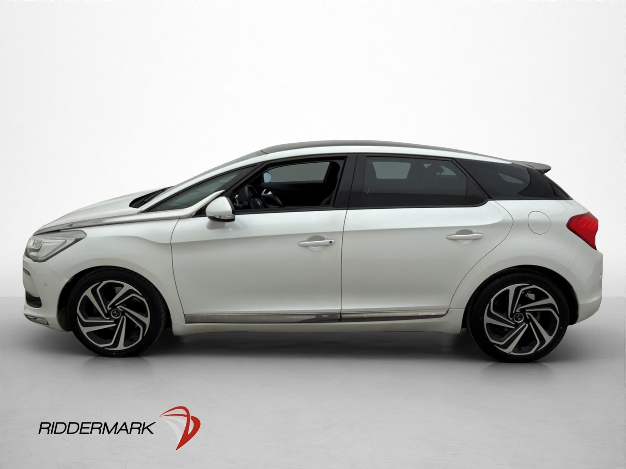 DS 5 2.0 BlueHDi Automatisk, 6-trinn, 181hk, 2015