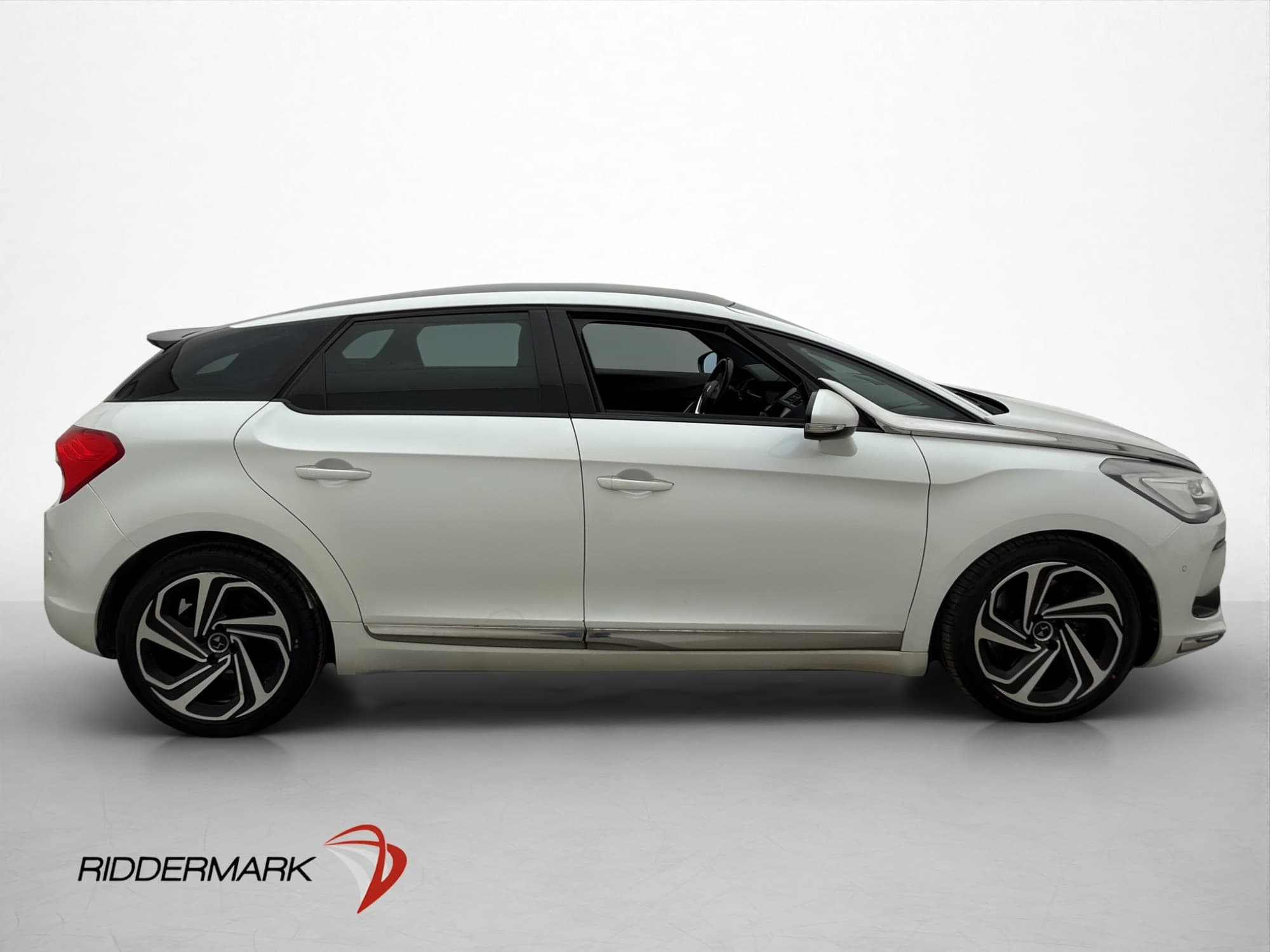 DS 5 2.0 BlueHDi Automatisk, 6-trinn, 181hk, 2015