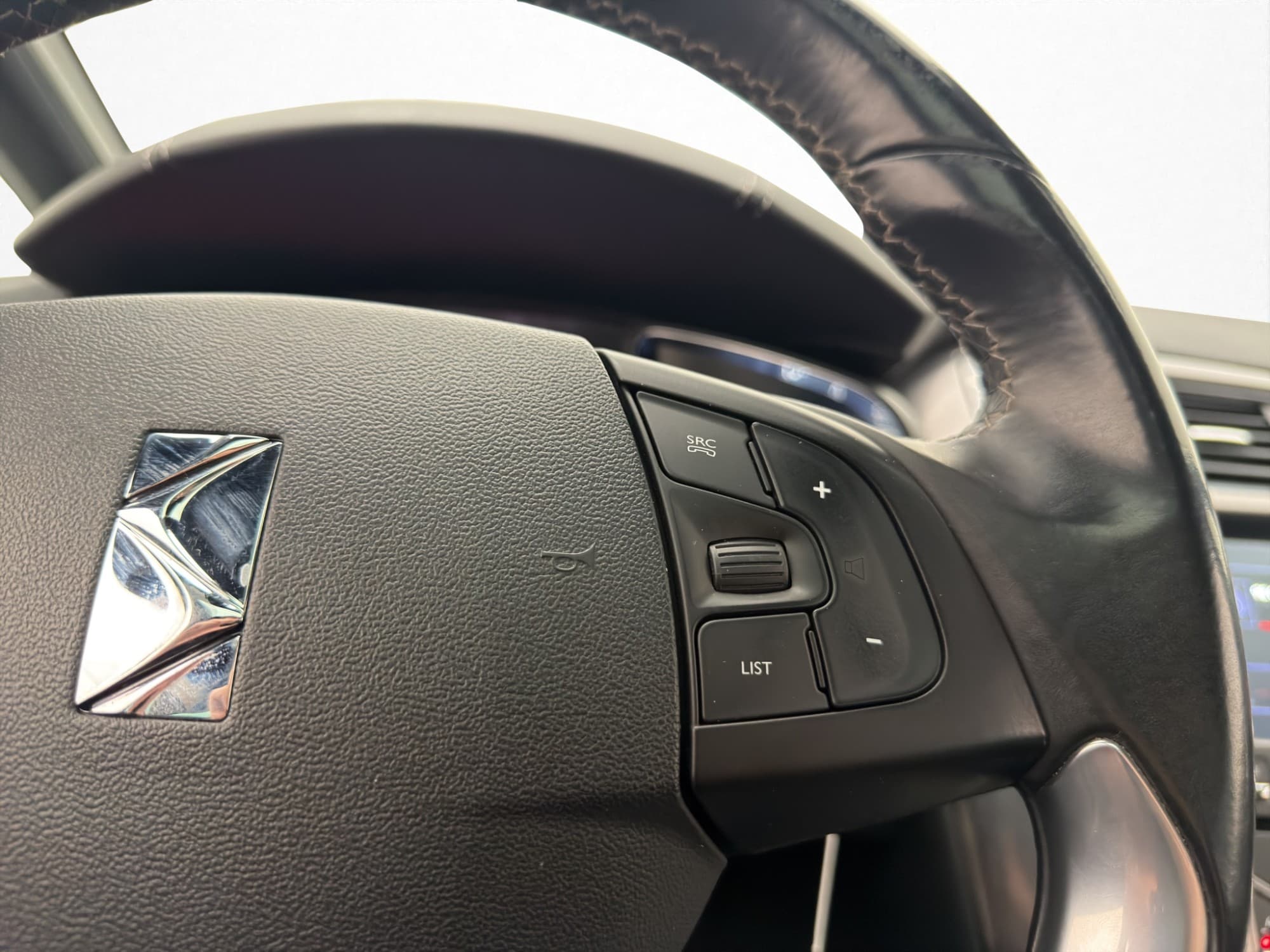 DS 5 2.0 BlueHDi Automatisk, 6-trinn, 181hk, 2015