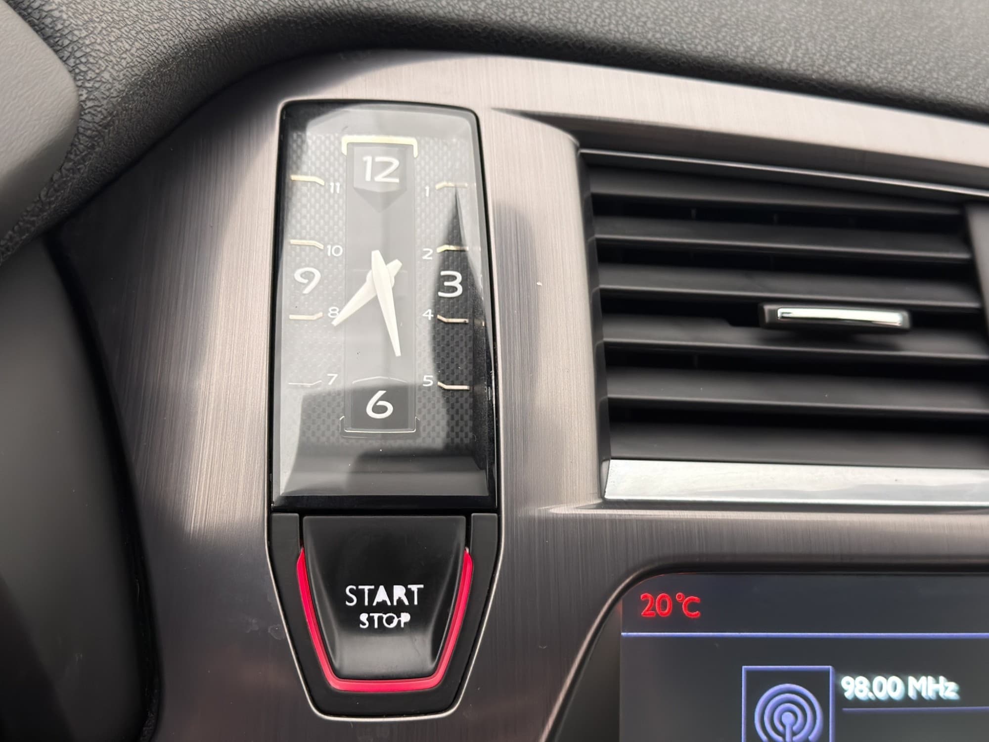 DS 5 2.0 BlueHDi Automatisk, 6-trinn, 181hk, 2015