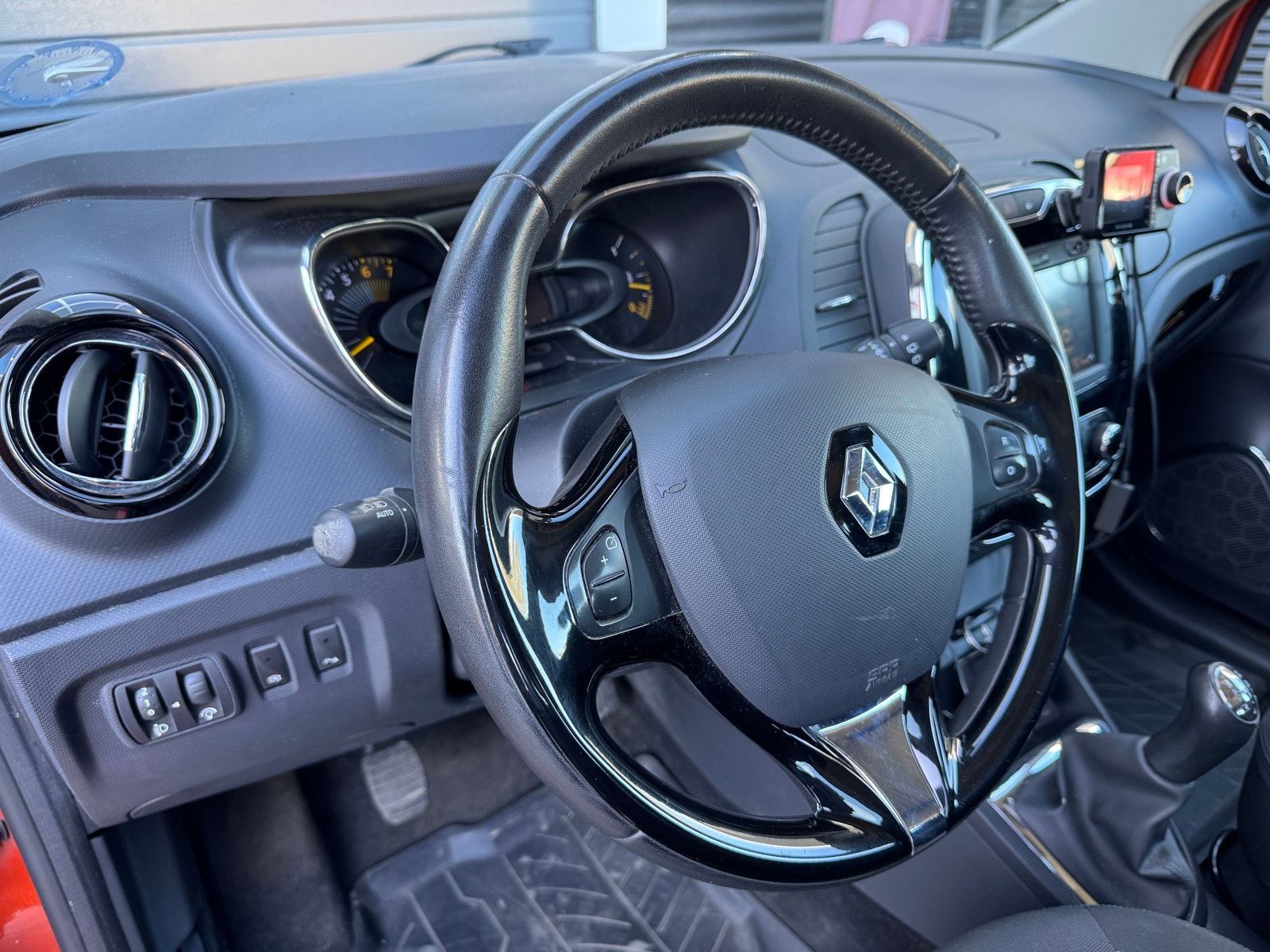 Renault Captur 0.9 TCe Manual, 5-trins, 90ps, 2015