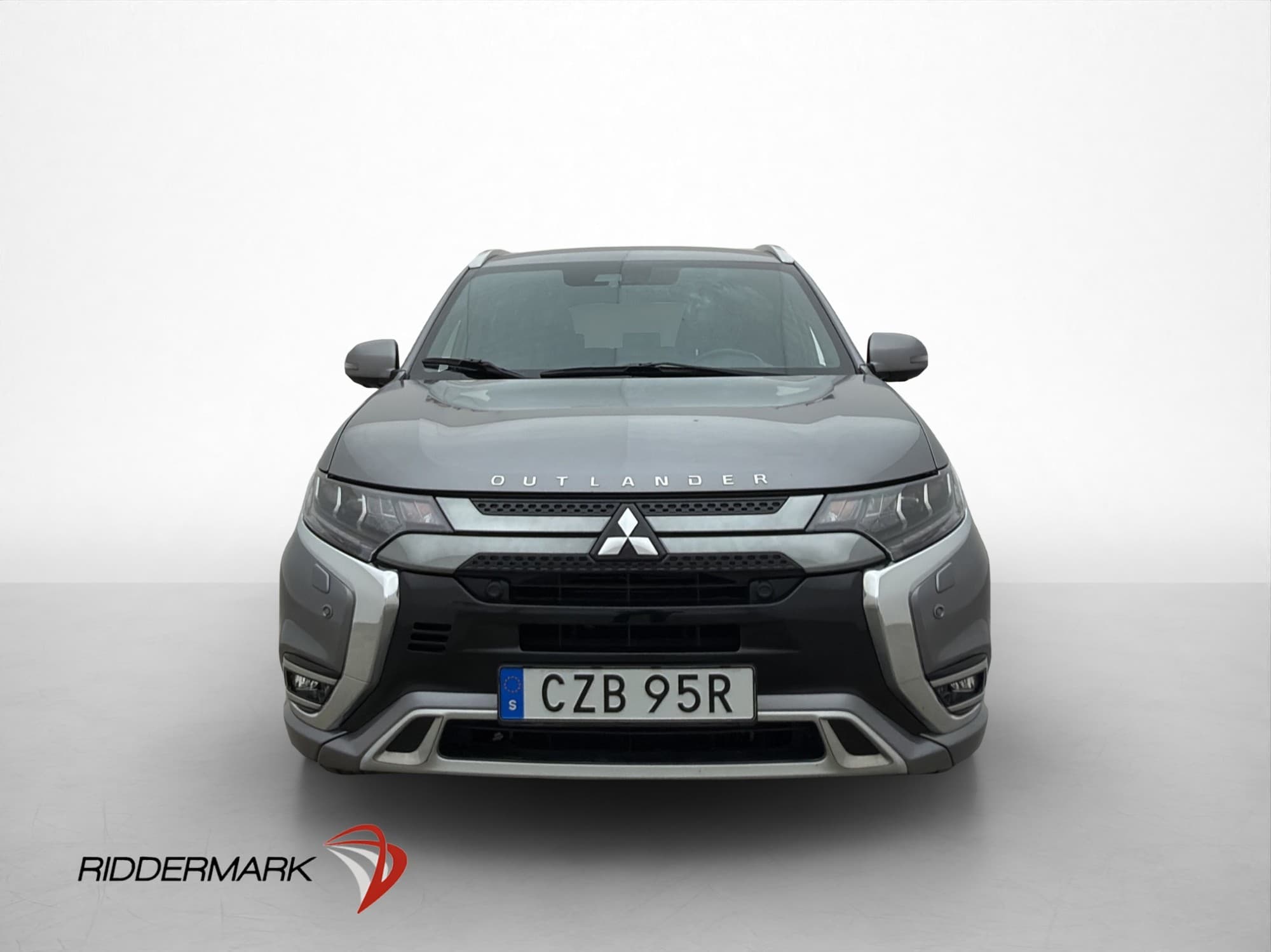 Mitsubishi Outlander PHEV CVT, 224hp, 2020