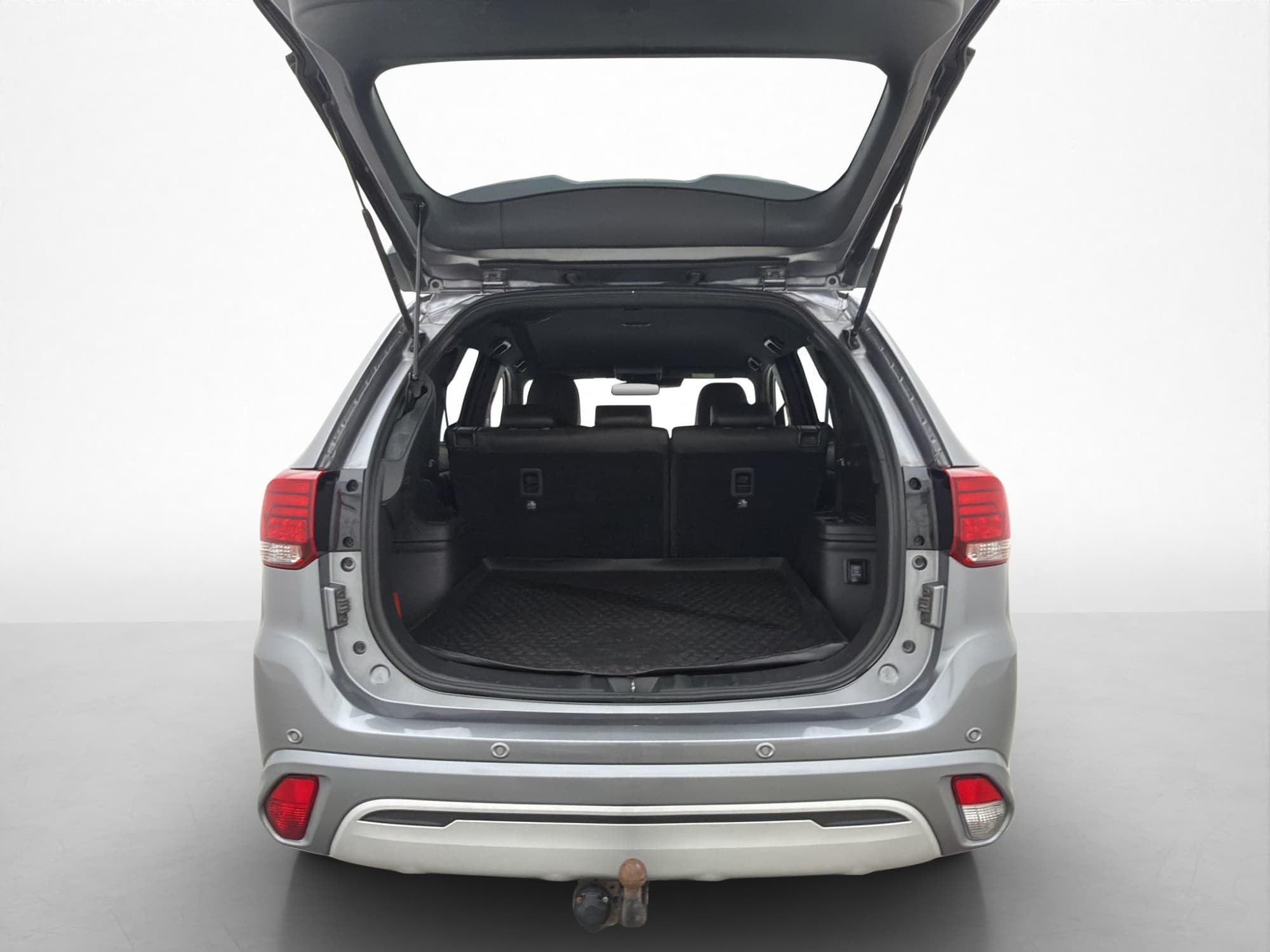 Mitsubishi Outlander PHEV CVT, 224hp, 2020