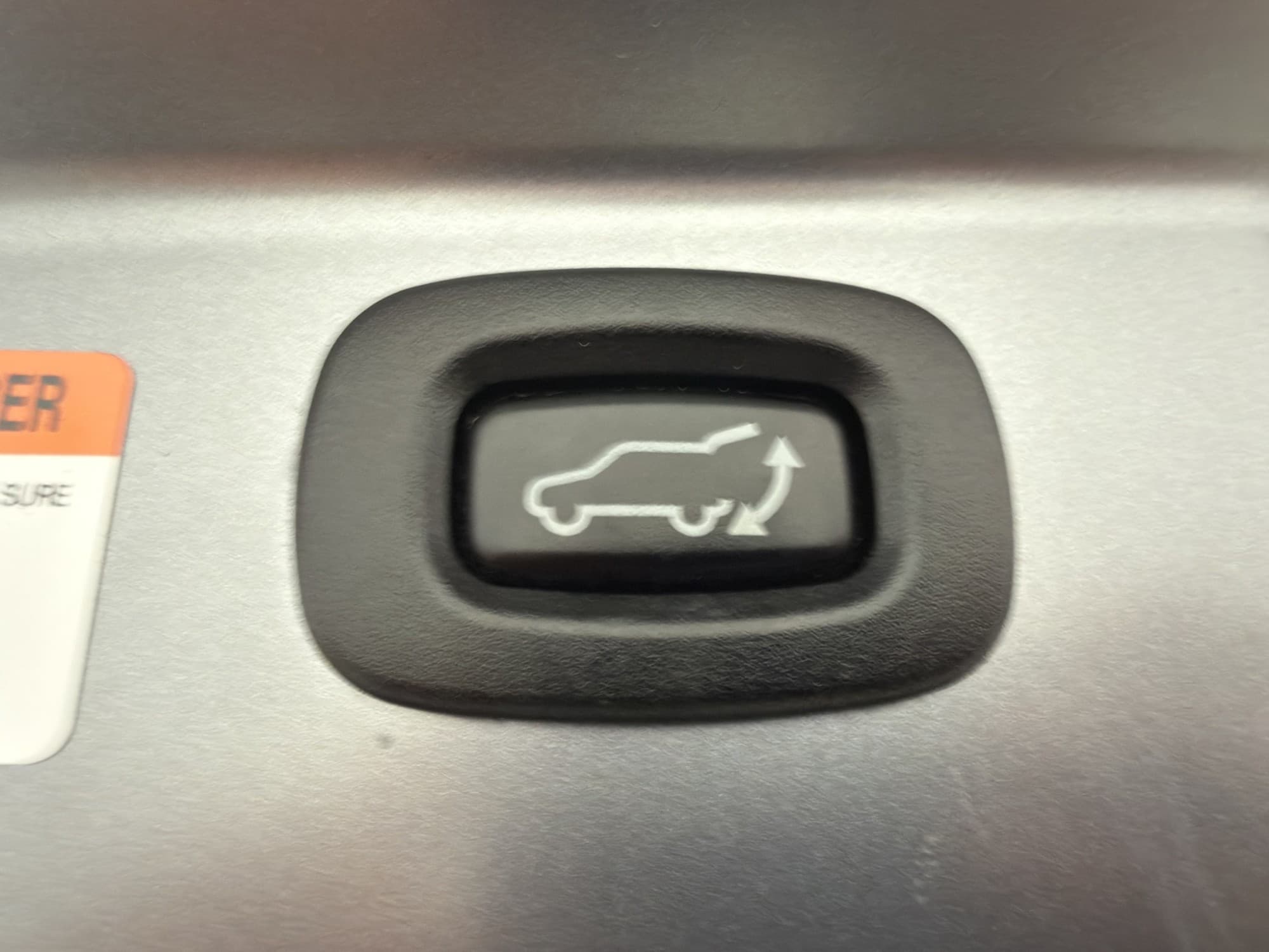 Mitsubishi Outlander PHEV CVT, 224hp, 2020