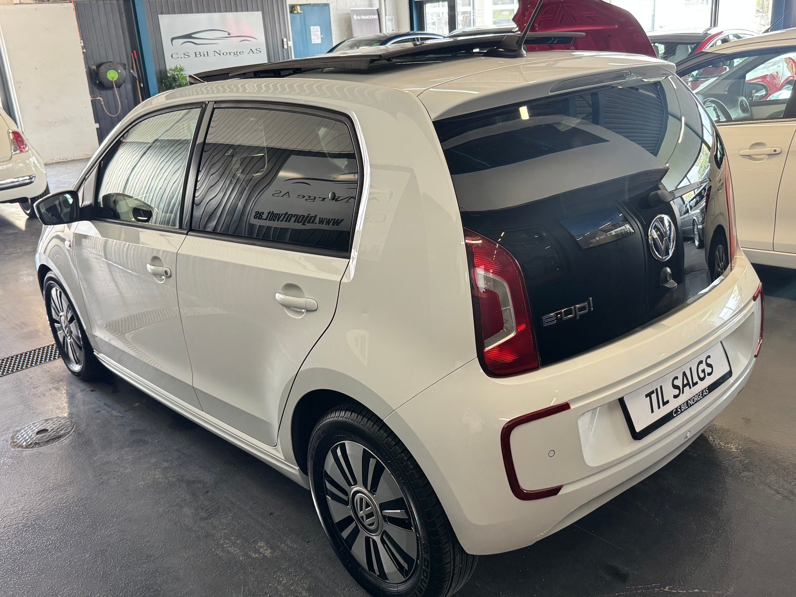 Volkswagen e-up!, 82hp, 2014