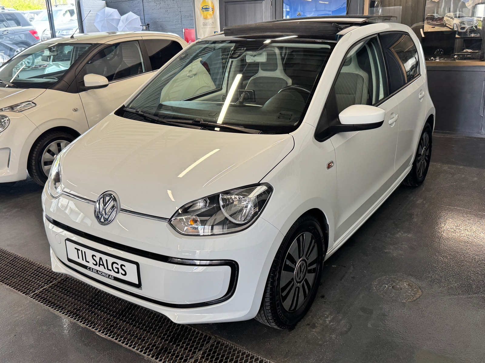 Volkswagen e-up!, 82hp, 2014